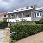 Vigi Apartment Povljana