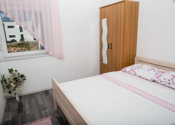 Vigi Apartment *