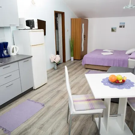 Vigi Apartment *